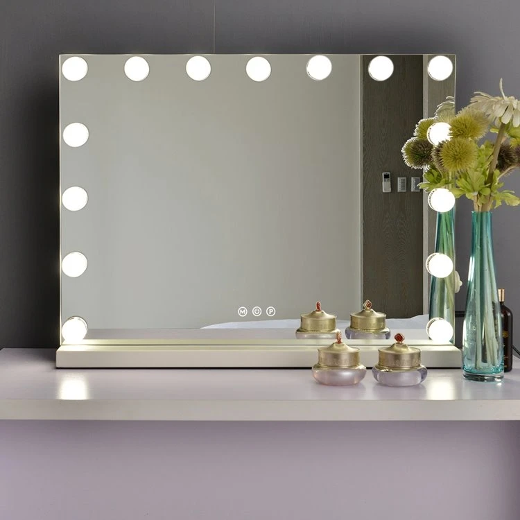 Hollywood Makeup Vanity Daim iav